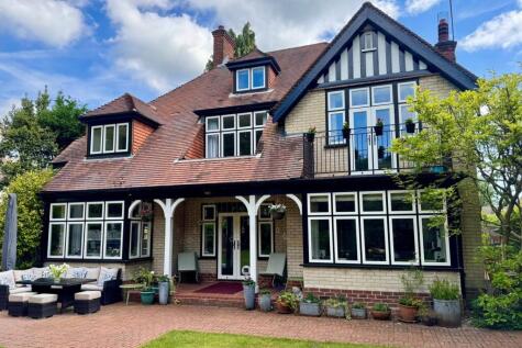 Belton Road, CAMBERLEY, GU15
