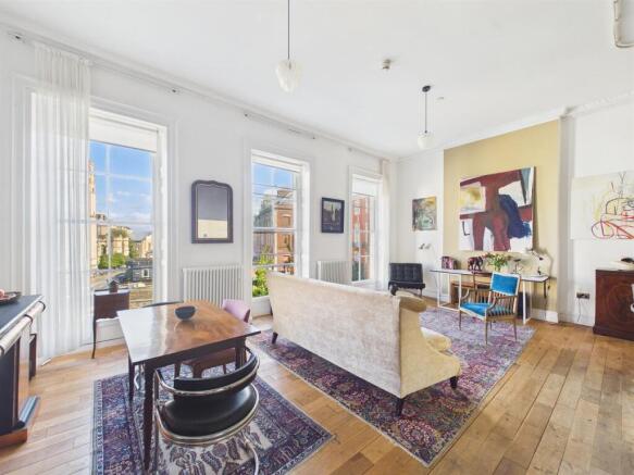 1 - One Bedroom Flat in Clifton.jpg
