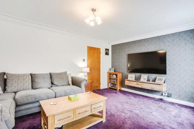 3 bed Detached Bungalow for sale Image 8