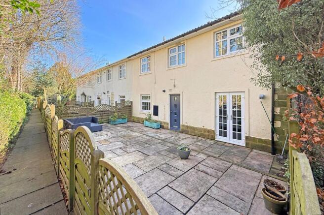 4 bed Mews for sale Image 6