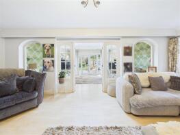 95, Dobcroft Road, Sheffield S7 2LT