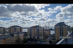 Flat 114, 5 Explorers Court, Newport Avenue, London E14 2EB