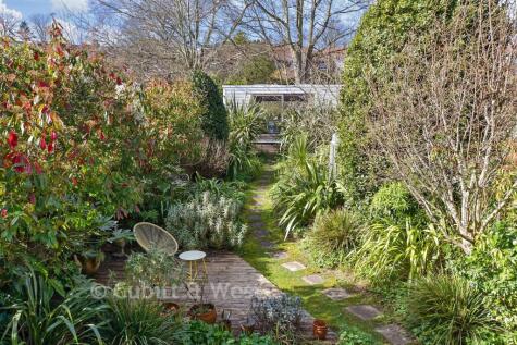 Cross Way, Lewes, East Sussex