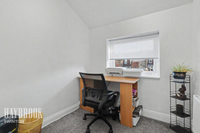 3 bed Terraced for sale Image 12