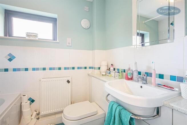 3 bed Semi-Detached for sale Image 12