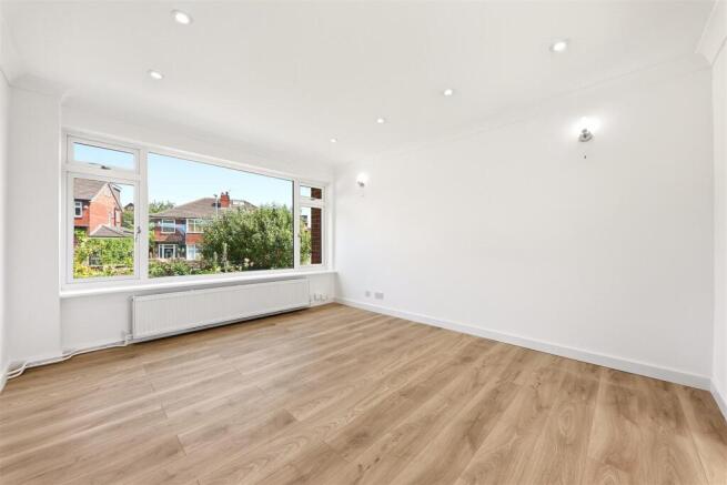 3 bed Detached for sale Image 4