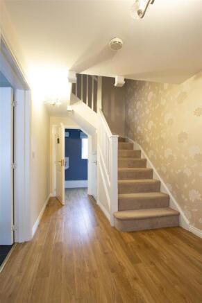 De Claire Drive 94-5.jpg