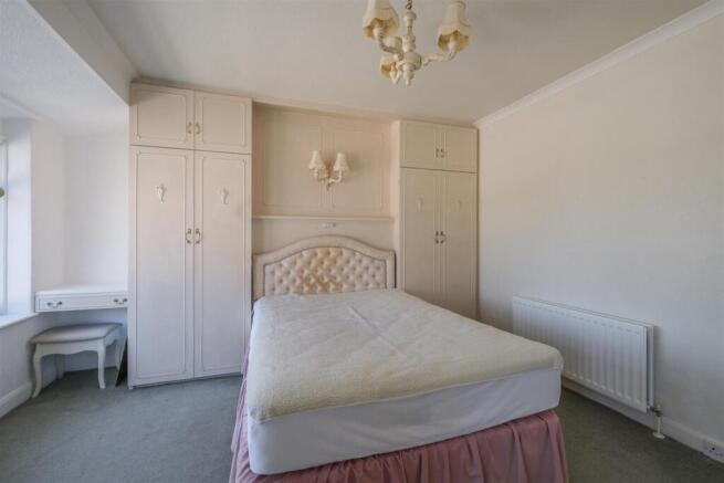 2 bed Terraced for sale Image 12