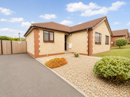 Kingshill Gardens, Bristol, BS48