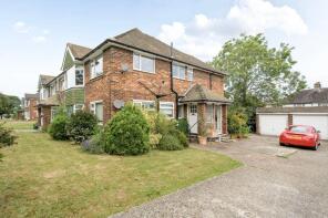 36e, Sterling Avenue, Edgware HA8 8BP