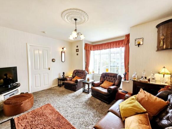 3 bed Detached for sale Image 4