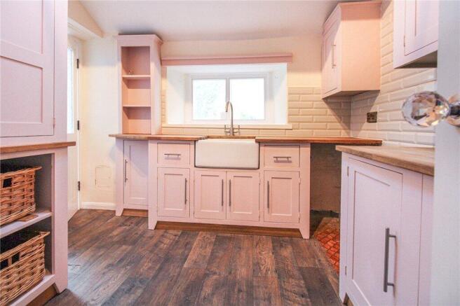 3 bed Terraced for sale Image 6