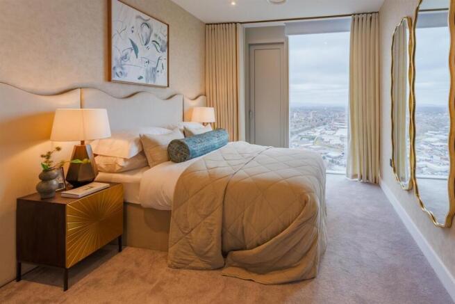 Show Apartment