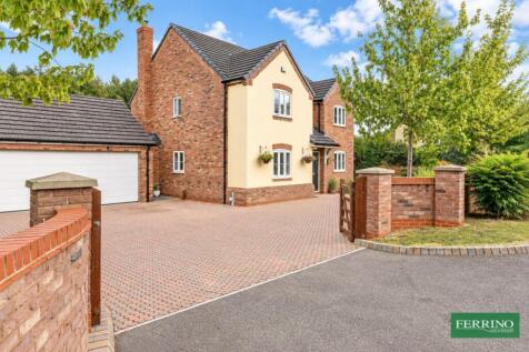 4 DOUBLE BEDROOMS - Palmers Glade, Coalway, Coleford. GL16 7LW