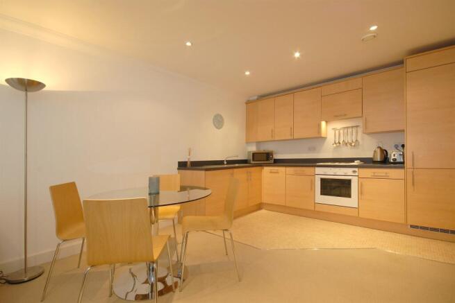 Living Room / Kitche