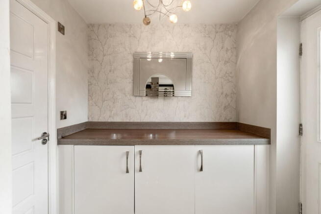 4 bed Detached for sale Image 9