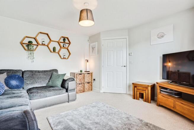 3 bed Detached for sale Image 8
