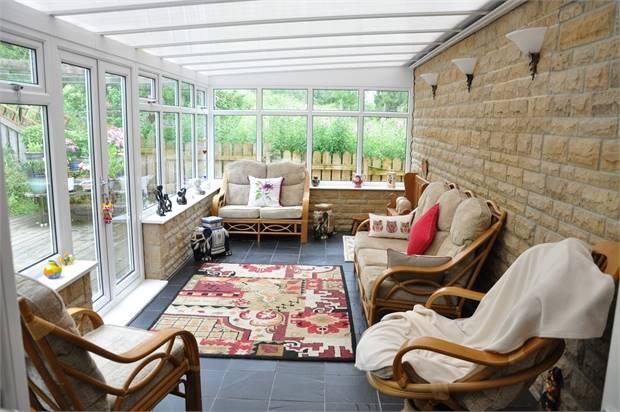 Conservatory / Sun Room