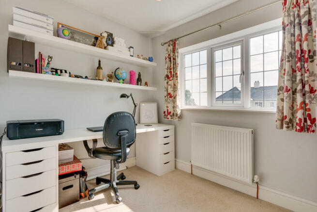Bedroom 3/Study