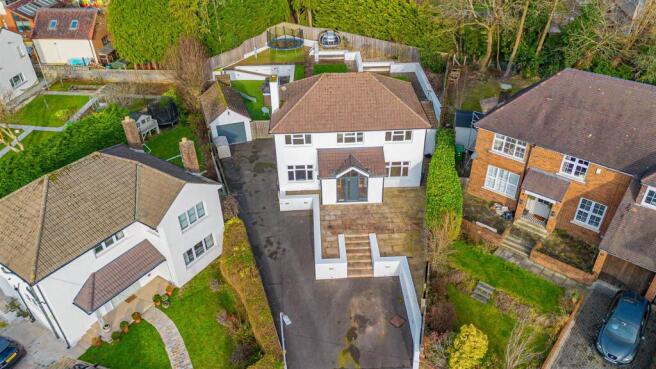 Bronwydd Close Drone-1.jpg
