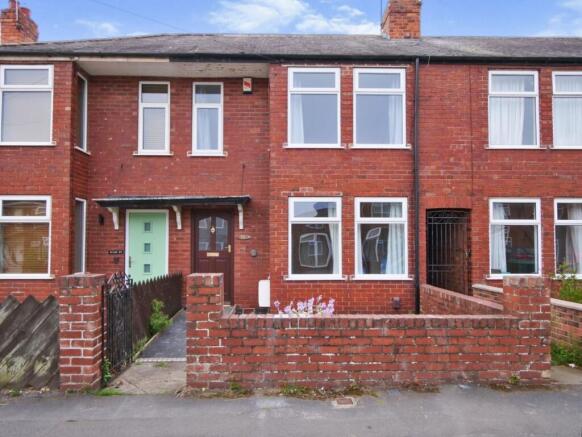 2 bed Terraced to rent Image 9