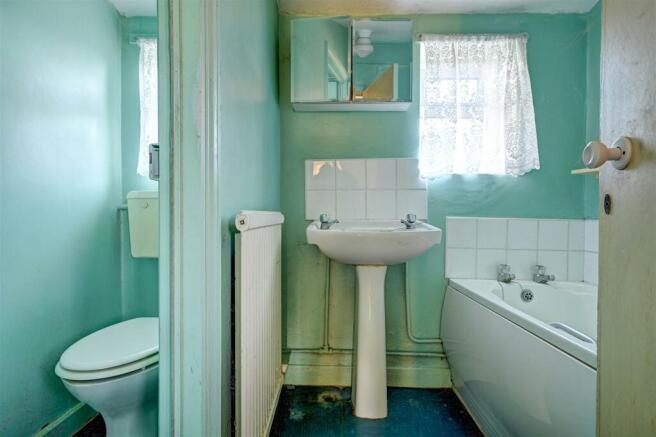 Bathroom EDITED.jpg