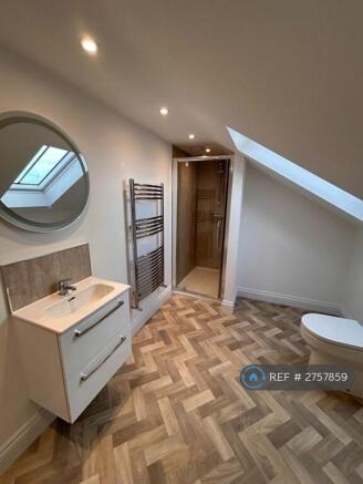 1 bed Flat to rent Image 10