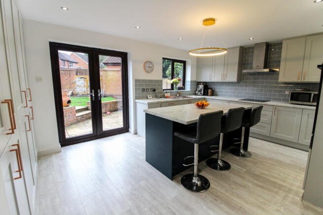 Kitchen/Family Room