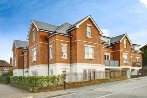 Flat 7, 3 Tranquil View, High Street, Pembury, Tunbridge Wells TN2 4PH