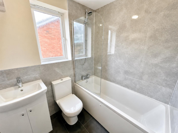 2 bed Semi-Detached for sale Image 7