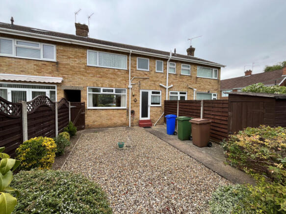 3 bed Terraced for sale Image 11