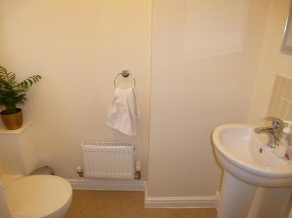 Cloakroom/wc