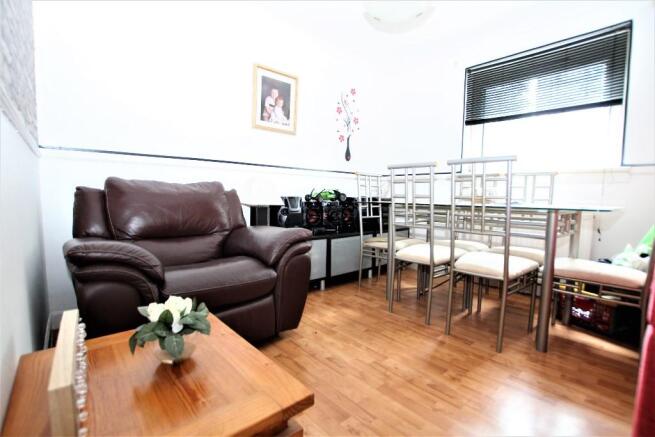 Lounge/ Diner