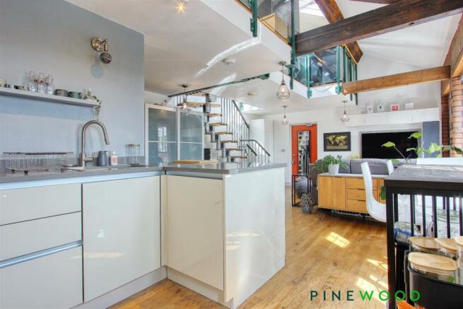 KITCHEN AREA
