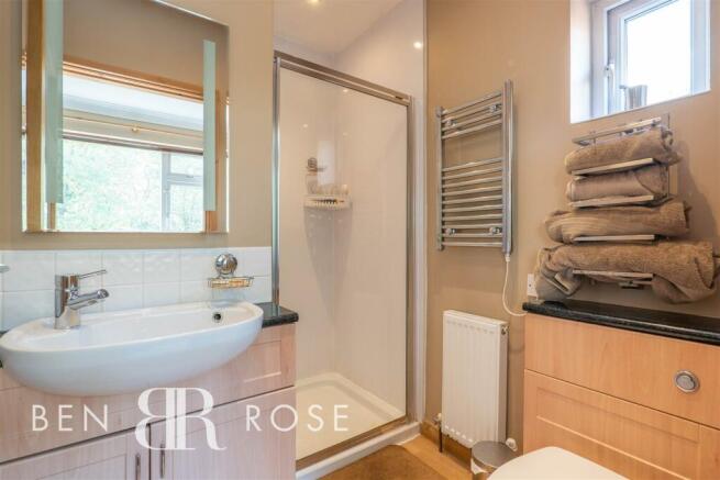 Master Ensuite