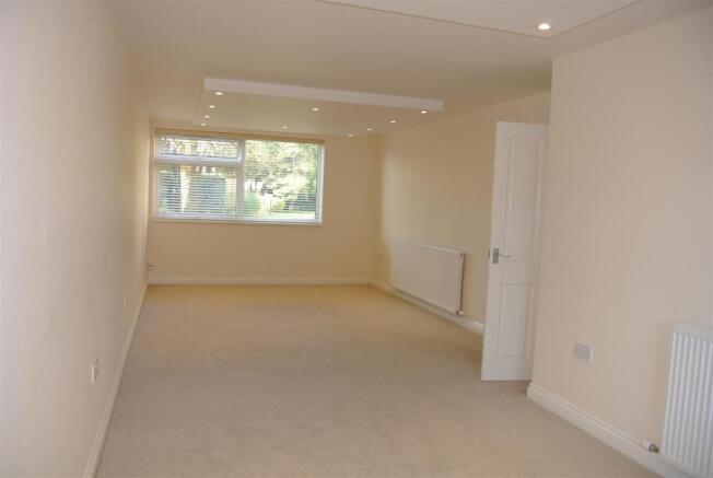 Lounge Dining Room.JPG