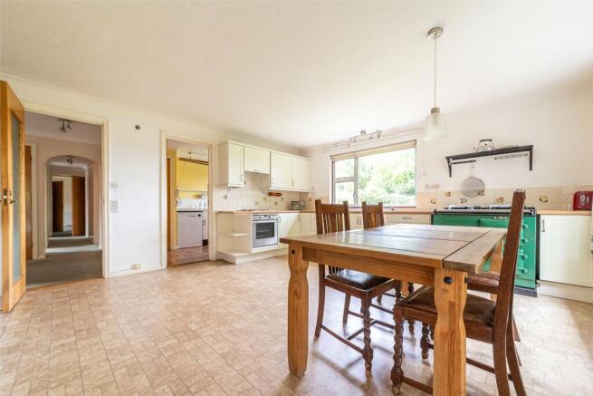Dining/Kitchen