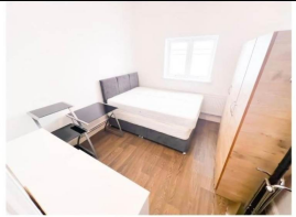 648, Green Lane, Seven Kings, Ilford IG3 9RY