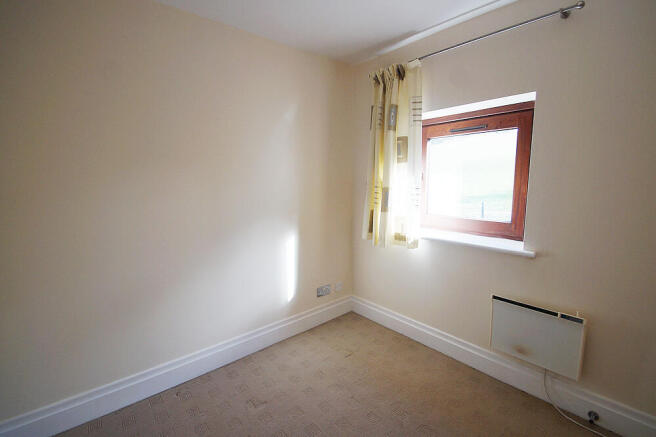 2 bed Apartment for sale Image 11