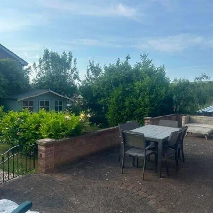 3 bed Detached for sale Image 4
