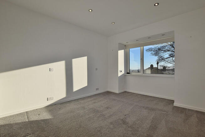 2 bed Apartment for sale Image 8