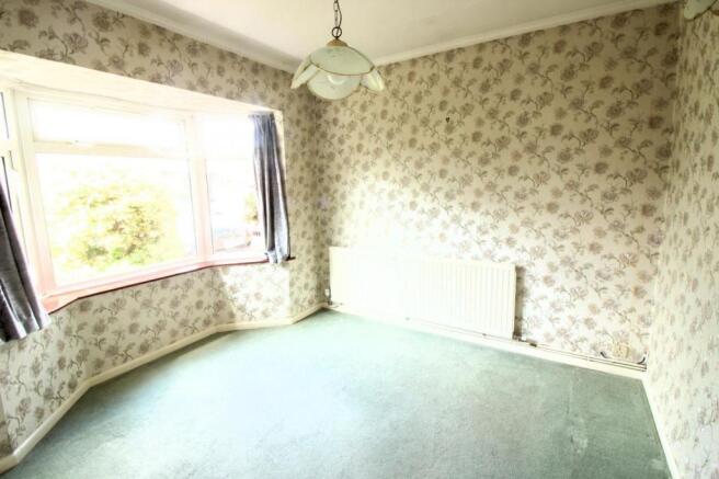 bedroom 2/dining roo