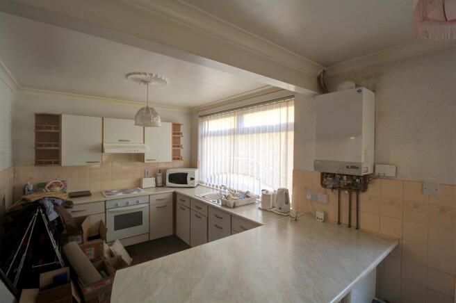 Kitchen Image 2