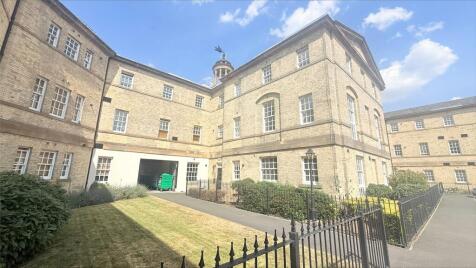 Chaloner Grove, Wakefield, West Yorkshire, WF1