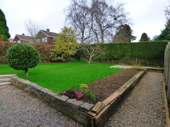 GARDENS VIEW 3