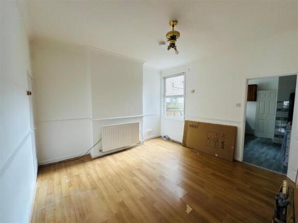 Brays Lane, Stoke - Rear Lounge.jpg