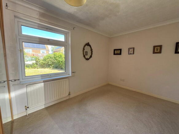 2 bed Terraced for sale Image 4