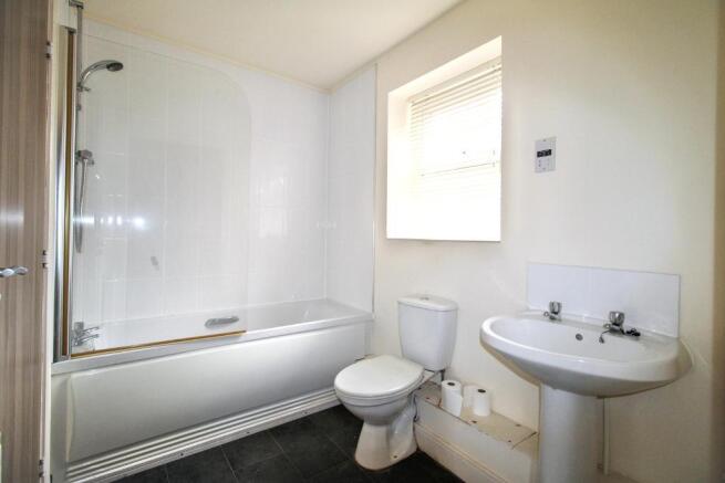 Woodend Road, Coalpit Heath, Bristol, BS36 2LN photo 4