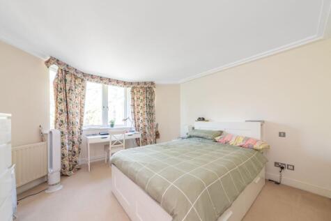 Kidderpore Ave, Hampstead, London, NW3