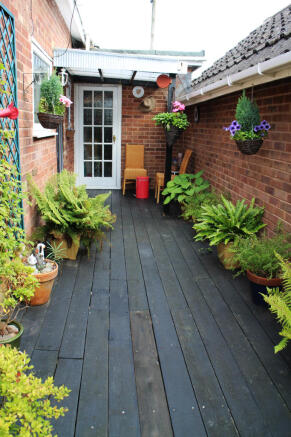 Photo 10